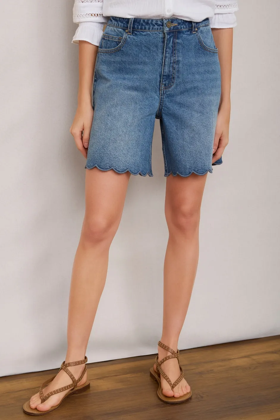 Brielle Long Scallop Short - Rinse Wash