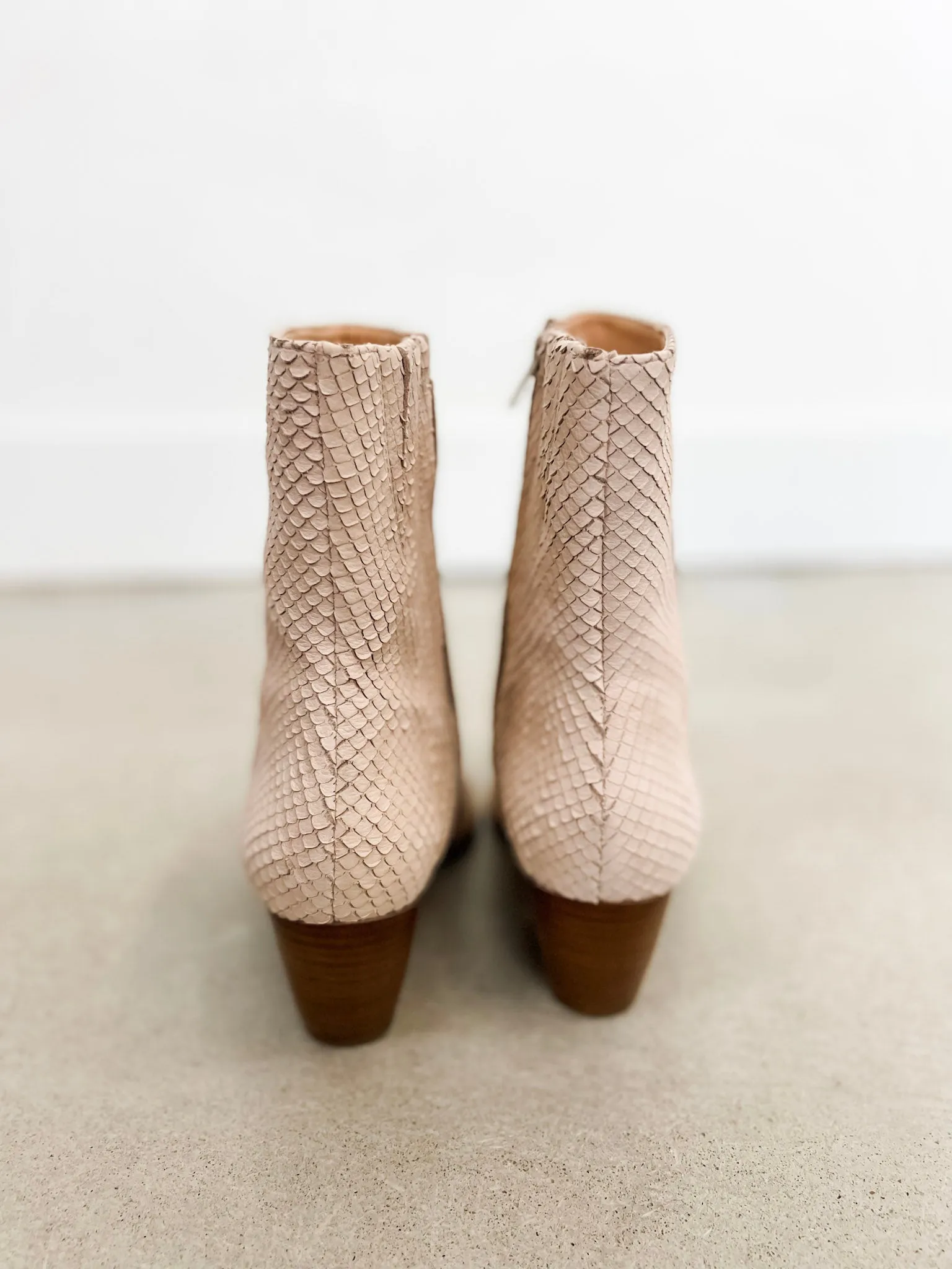 Caty Boot ((blush snake))