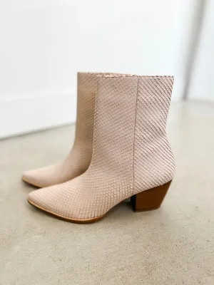 Caty Boot ((blush snake))