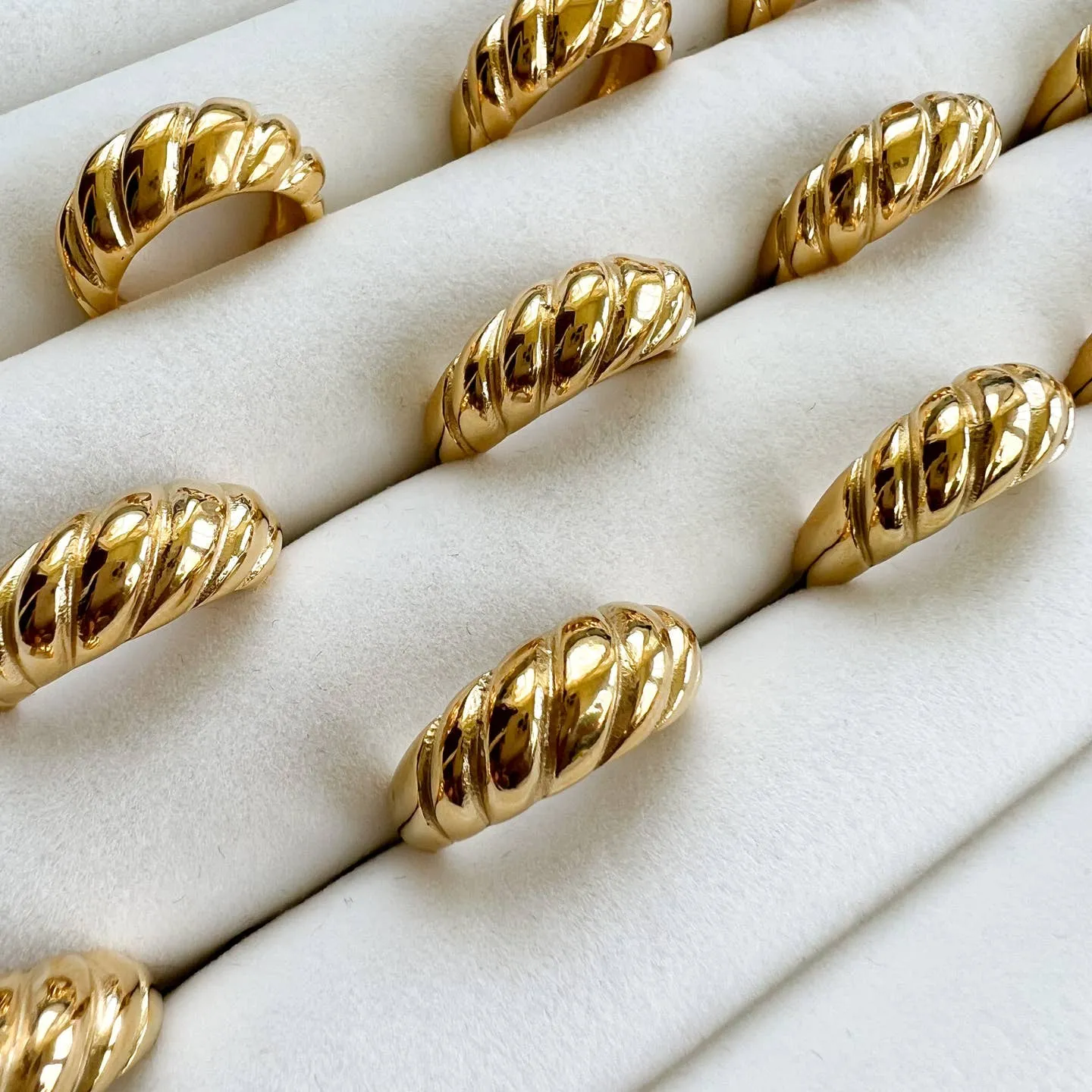 Croissant Ring