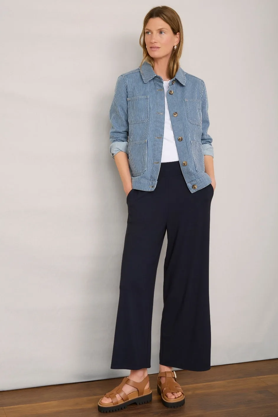 Delphine Cropped Pull On Trouser - Midnight