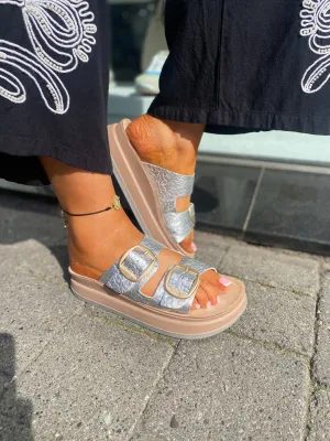 Fantasy Sandals Zefi Silver Crackled Sandal