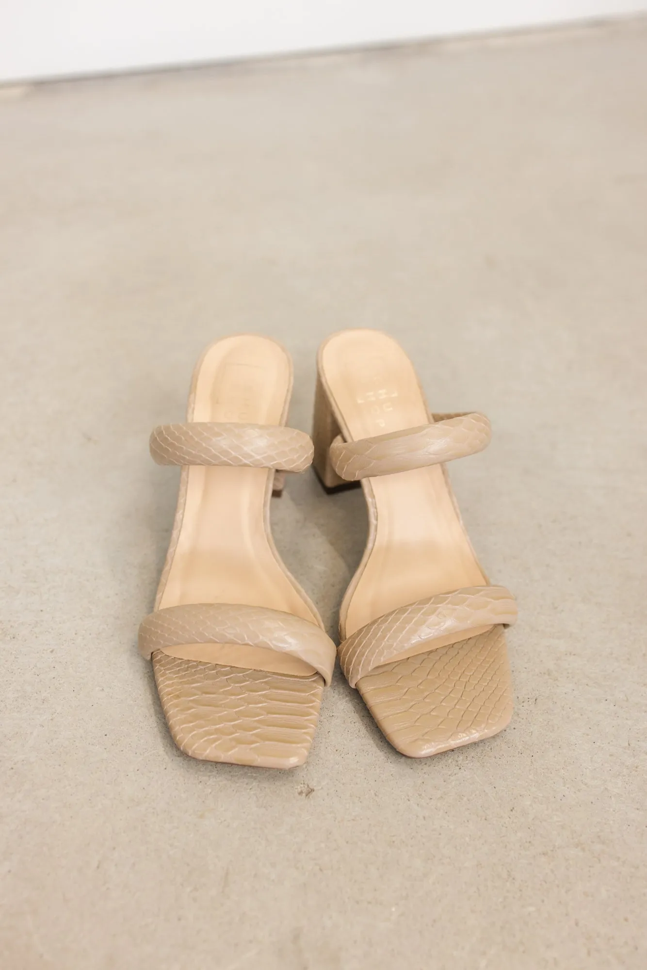 Farrah Heel ((Taupe Snake))