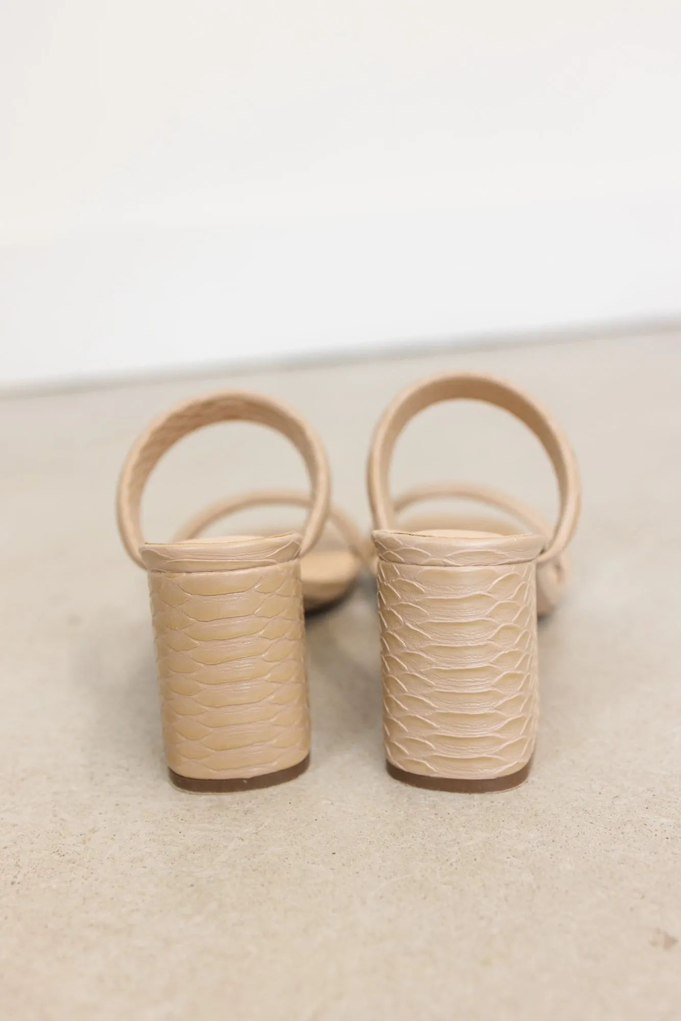 Farrah Heel ((Taupe Snake))