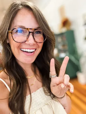 Hazlett Blue Light Glasses