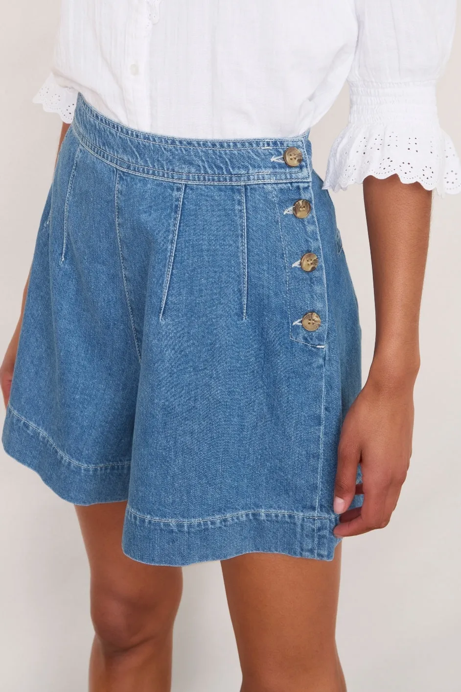 Jade Sailor Short - Mid Wash