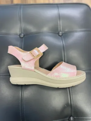 Jose Saenz Low Wedge Rosa Sandal