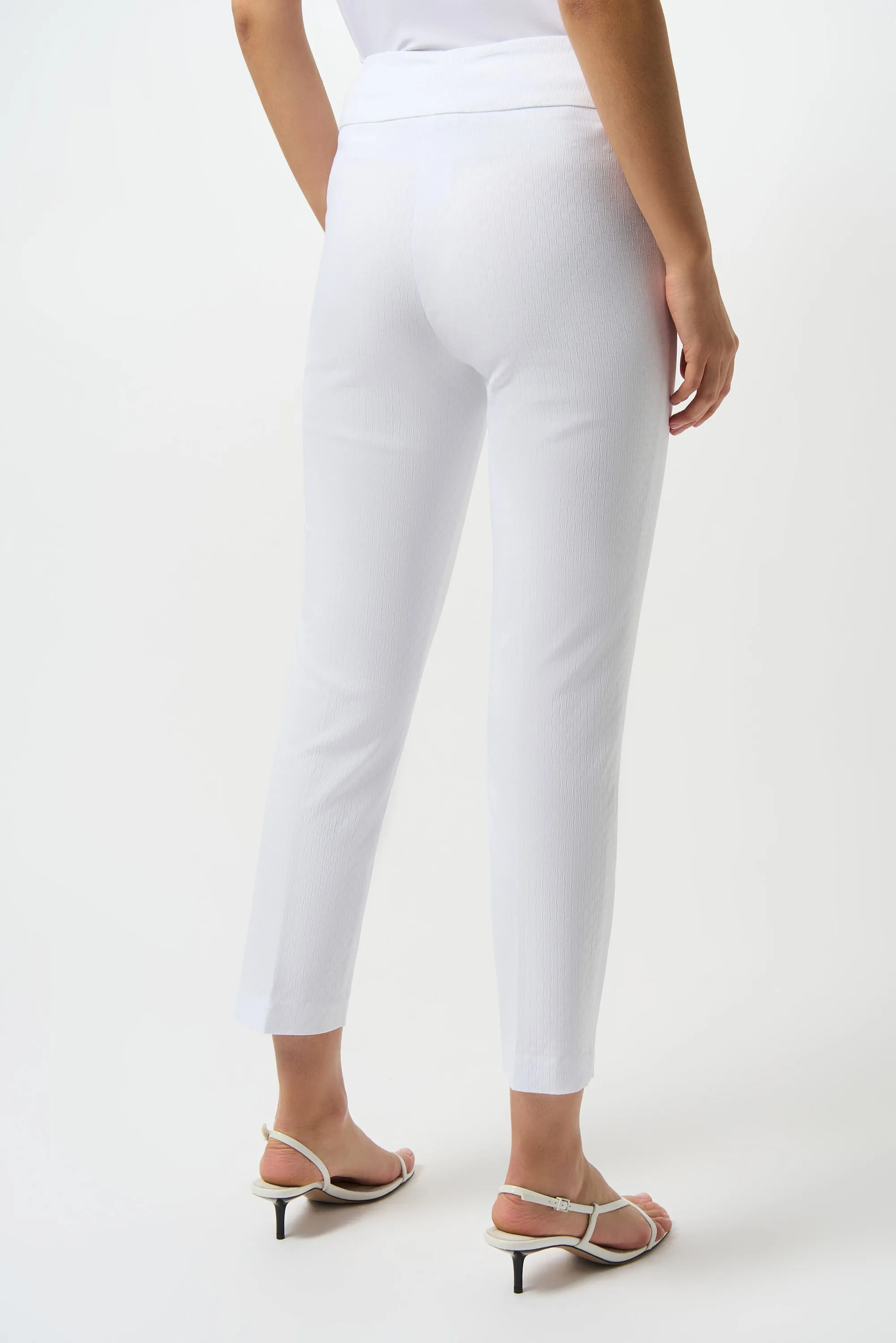 Joseph Ribkoff | Textured Jacquard Crop Pull-On Pants 251256 - S25