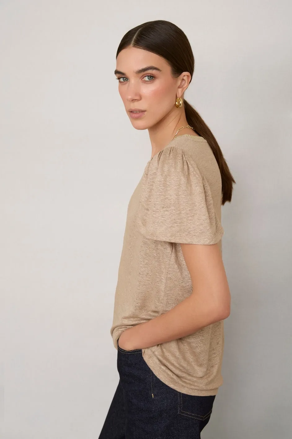 Lily Linen Round Neck Shimmer Tee Shirt - Oat/Gold