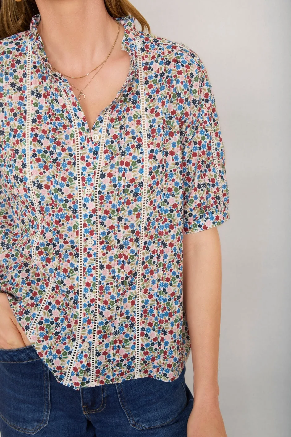 Pansy Pintuck Blouse - Ivory Ditsy Floral
