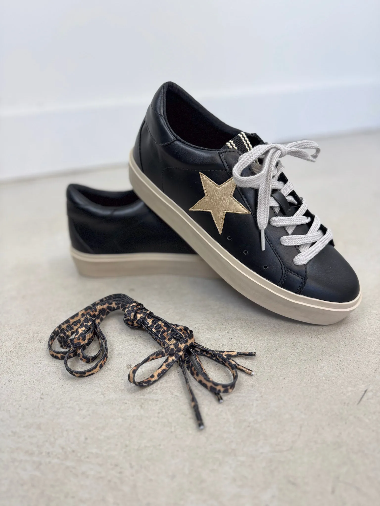 Reba Sneaker ((black))
