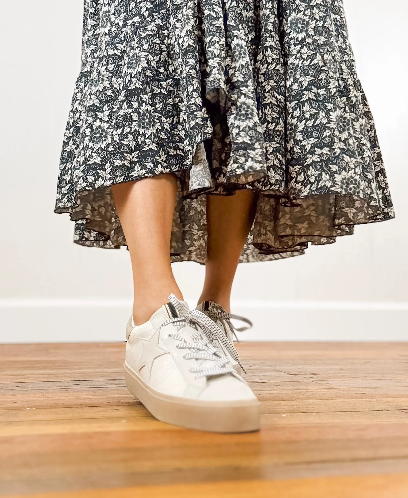 Reba Sneaker ((bone))