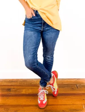 Sasha Sneaker - Coral