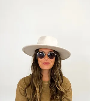 Traveller Sunnies
