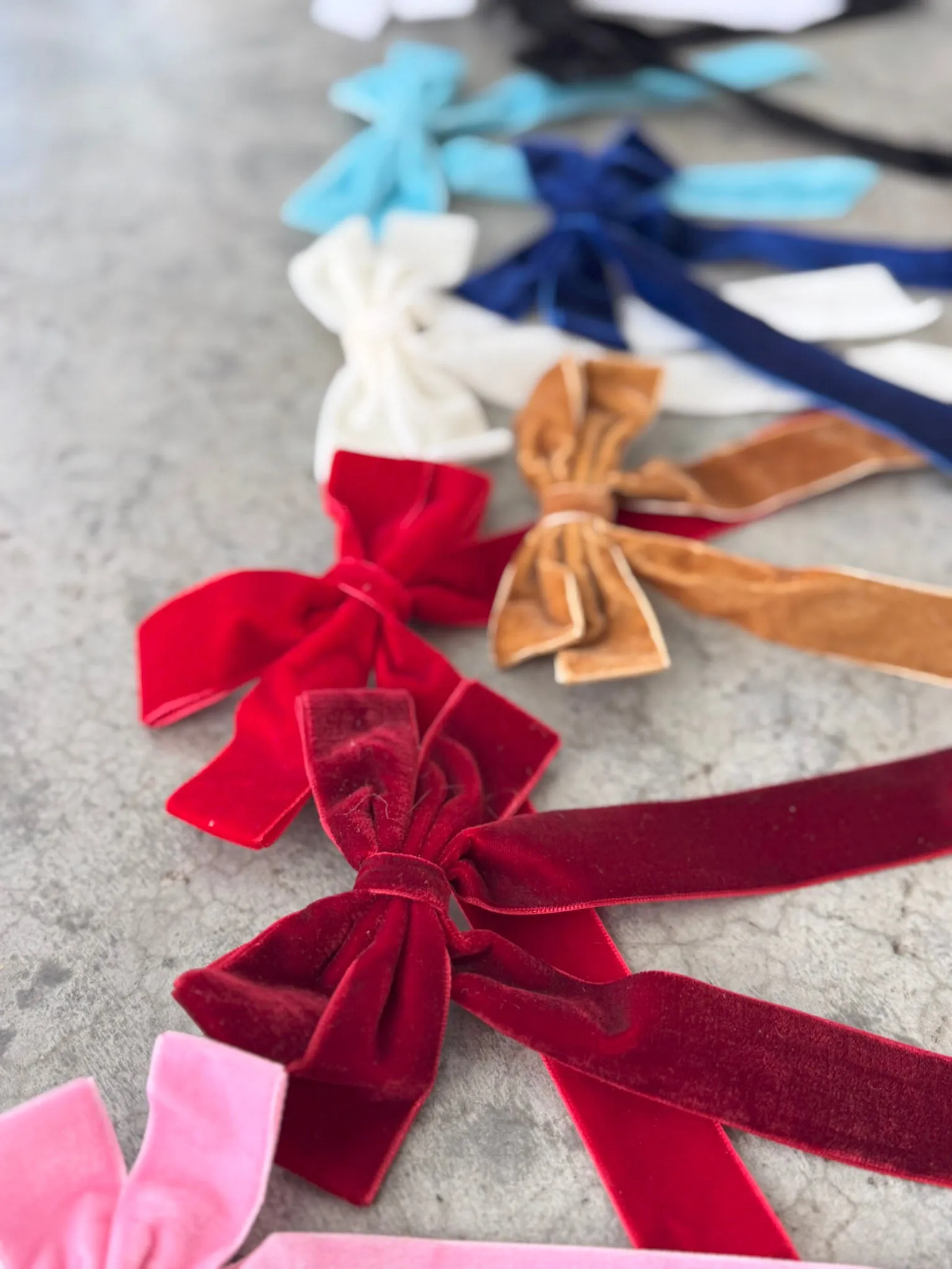 Velvet Bow Clip ((9 colors))