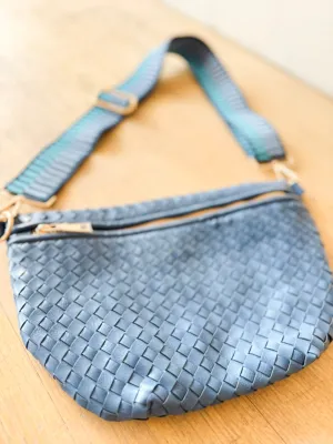 Woven Crossbody Bag (blue)