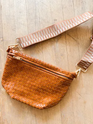 Woven Crossbody Bag (cognac)
